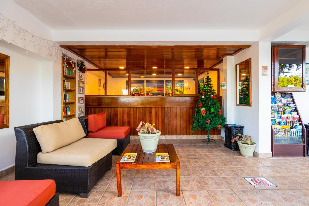 מון רוג' Siesta Hotel מראה חיצוני תמונה