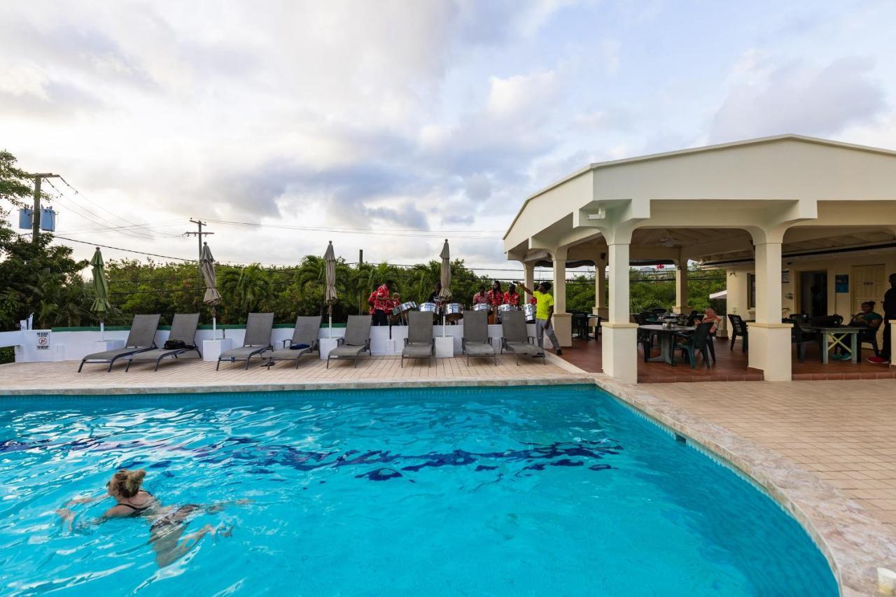 מון רוג' Siesta Hotel מראה חיצוני תמונה