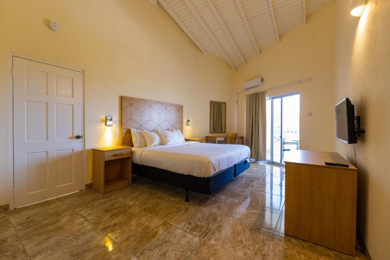 מון רוג' Siesta Hotel מראה חיצוני תמונה