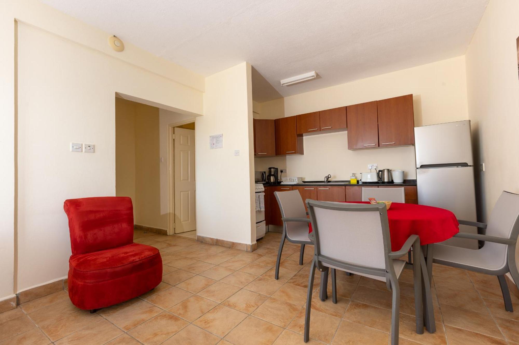 מון רוג' Siesta Hotel מראה חיצוני תמונה
